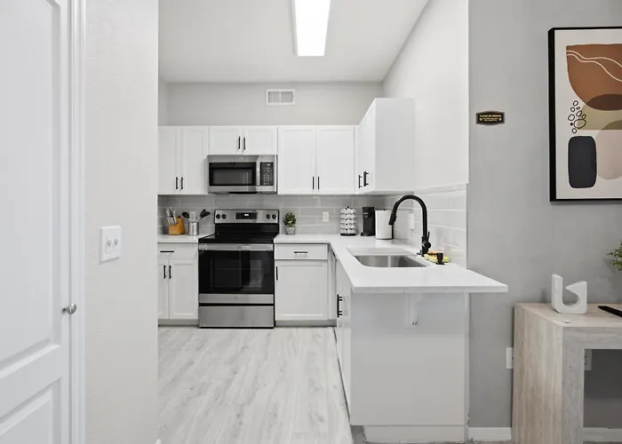 Fireplace - Pool - Lux Gym -free Parking -location Scottsdale